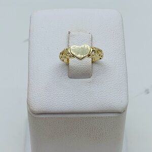 Real 14k solid gold ring girl baby ❤️ Heart ❤️ Size 3 ❤️